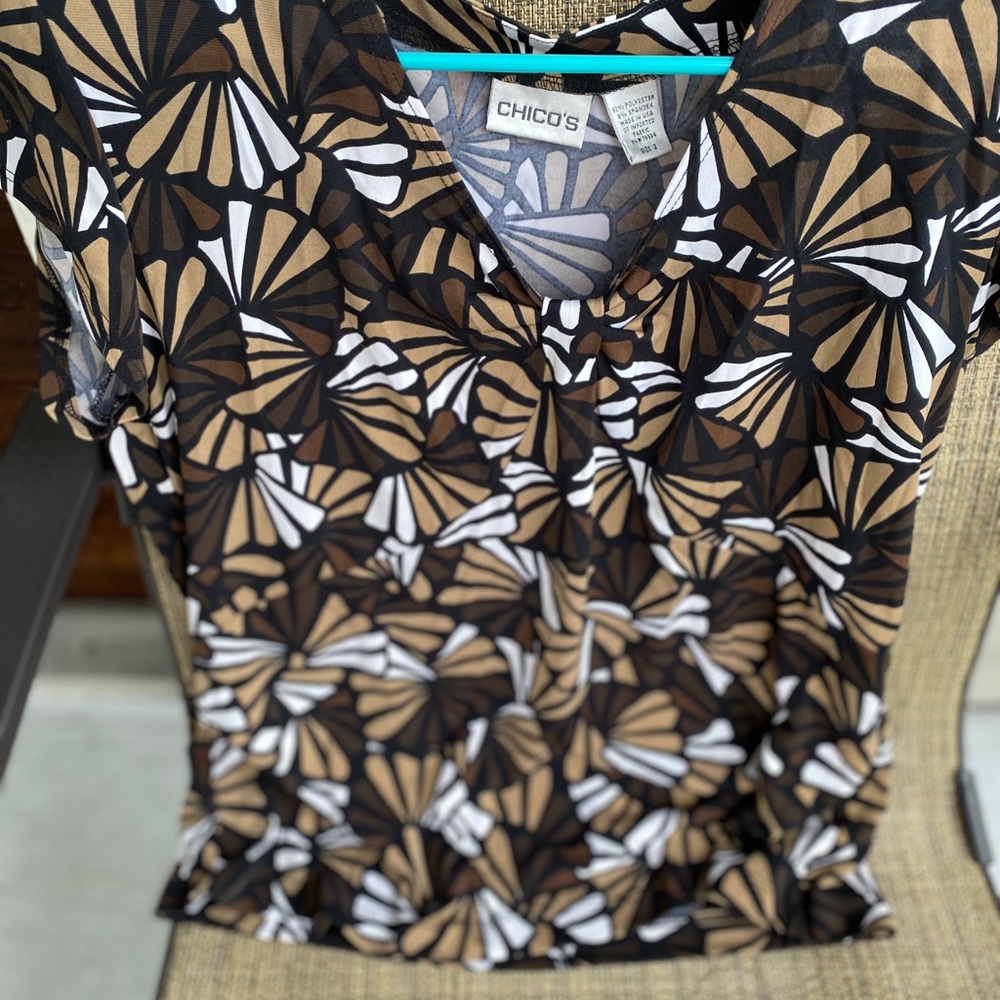 Cute blouse